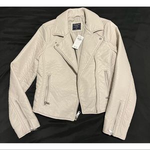 Abercrombie & Fitch Coat